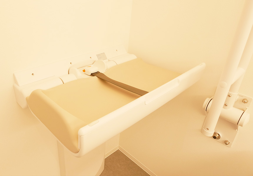 院内紹介_おむつ交換台